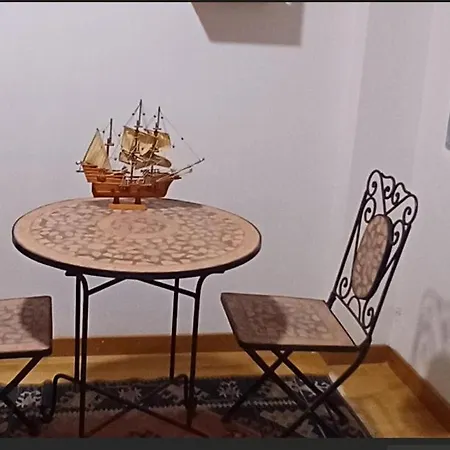 Lively House Homestay